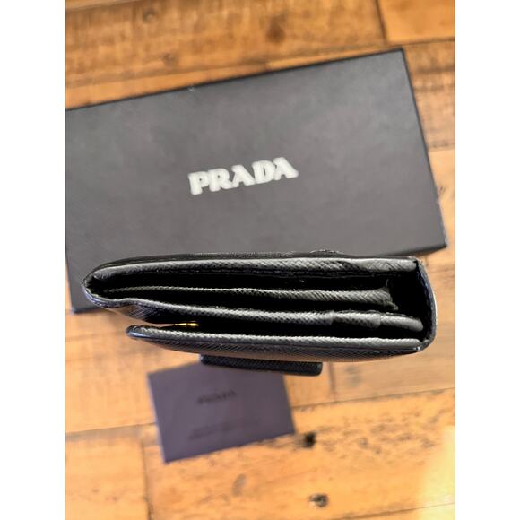 PRADA Black Saffiano Leather Continental Bow Wallet W/Authenticity Card and Box - Picture 13 of 16
